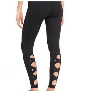 Athleta Criss Cross Leggings